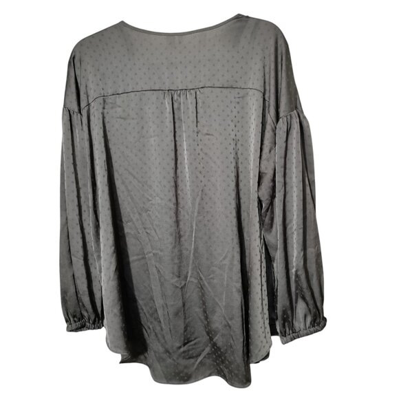 Cato Women's Gray On‎ Gray Star Print Long Sleeve Blouse Plus Size 18/20 - Picture 2 of 10